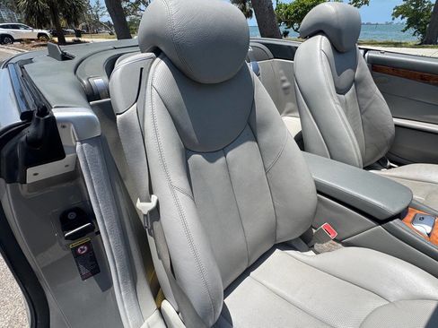 Used 2007 Mercedes-Benz SL 550 image 81