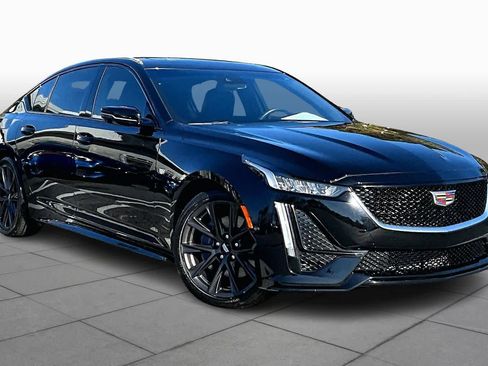 Used 2020 Cadillac CT5 Sport image 2