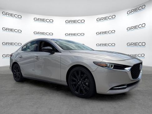 Used 2022 MAZDA MAZDA3 s AWD/4WD image 1