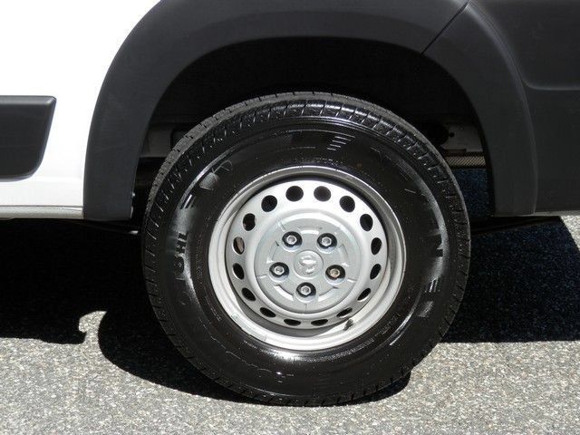 Used 2025 RAM ProMaster 2500 w/ Convenience Group FWD image 13