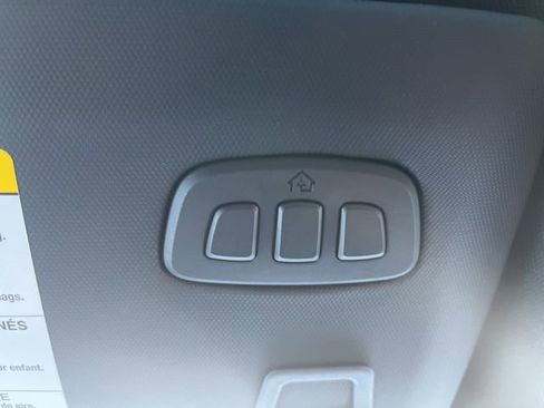 Used 2025 Ford Mustang Mach-E GT image 37