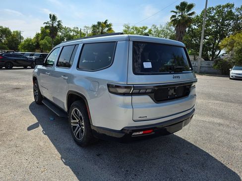 New 2026 Jeep Grand Wagoneer 4WD image 4