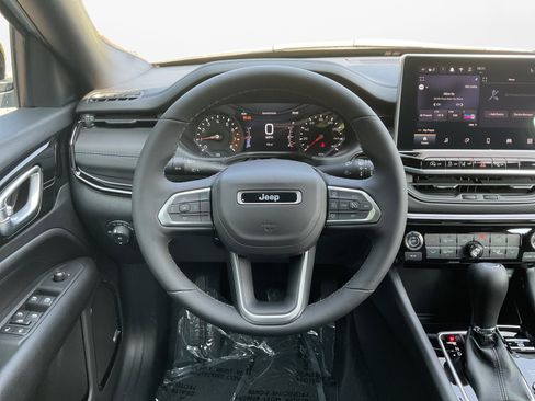 New 2025 Jeep Compass Limited w/ Sun & Sound Group image 12