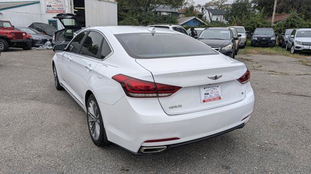 Used 2015 Hyundai Genesis 3.8 RWD image 14