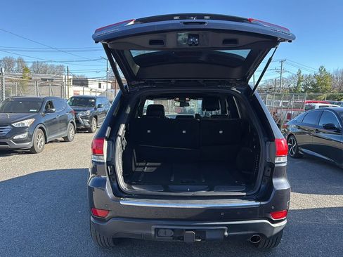 Used 2015 Jeep Grand Cherokee Limited w/ Trailer Tow Group IV image 21