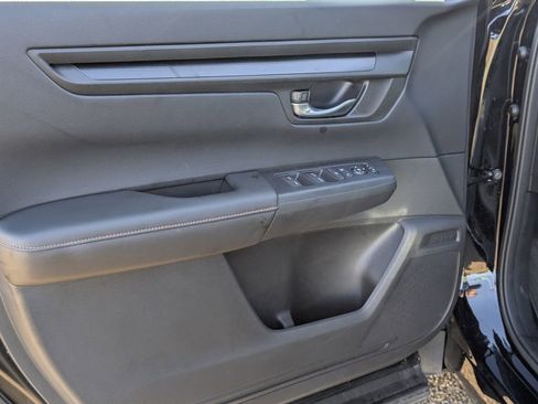 Certified 2025 Honda CR-V Sport image 13