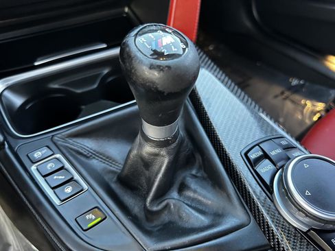 Used 2015 BMW M3 RWD image 40