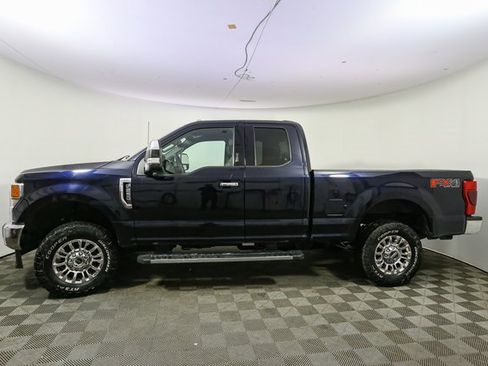 Used 2022 Ford F250 XLT w/ XLT Premium Package image 6