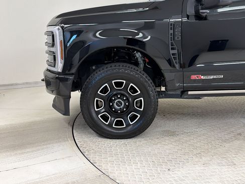 Certified 2026 Ford F250 Platinum AWD/4WD image 13