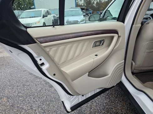 Used 2011 Ford Taurus Limited w/ 301A Rapid Spec Order Code image 14