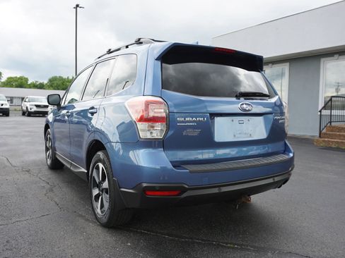 Used 2017 Subaru Forester 2.5i Limited AWD/4WD image 7