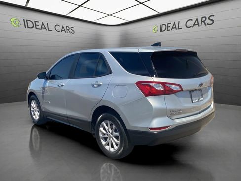 Used 2020 Chevrolet Equinox LS w/ LS Convenience Package FWD image 8