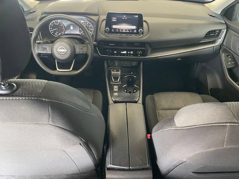 Certified 2024 Nissan Rogue SV FWD image 11