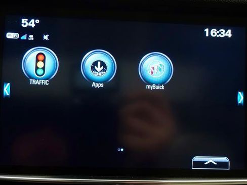 Used 2018 Buick Encore Premium image 19