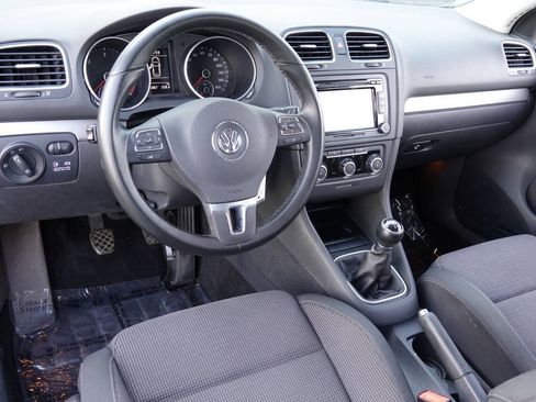 Used 2011 Volkswagen Golf TDI FWD image 3