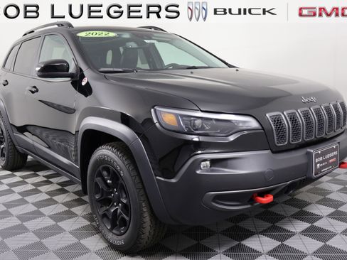 Used 2022 Jeep Cherokee Trailhawk w/ Sun, Sound & Nav Group AWD/4WD image 1