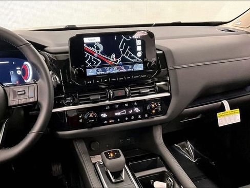 New 2025 Nissan Pathfinder Platinum w/ Lighting Package (N93) image 8