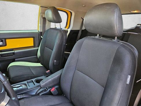 Used 2007 Toyota FJ Cruiser 4WD image 12