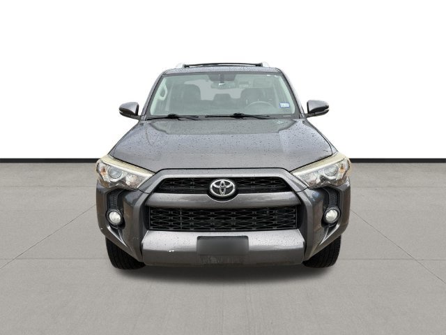 Used 2016 Toyota 4Runner SR5 Premium RWD image 2