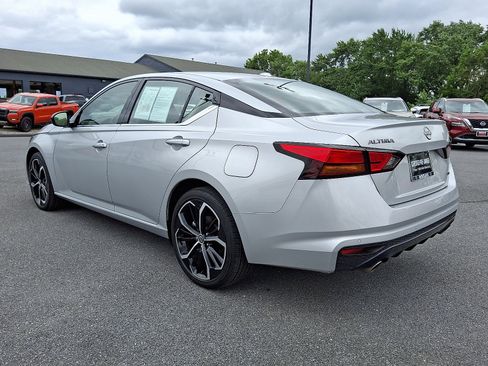 Certified 2024 Nissan Altima 2.5 SR w/ SR Premium Package image 6