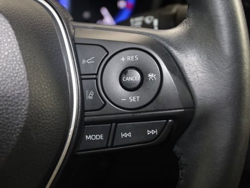 Used 2022 Toyota Corolla XLE image 29