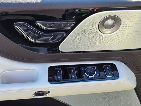 Used 2023 Lincoln Aviator Black Label w/ Dynamic Handling Package image 24