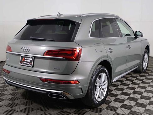 Used 2023 Audi Q5 2.0T Premium w/ Convenience Package AWD/4WD image 12