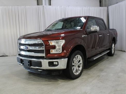 Used 2015 Ford F150 Lariat w/ Equipment Group 502A Luxury AWD/4WD image 35