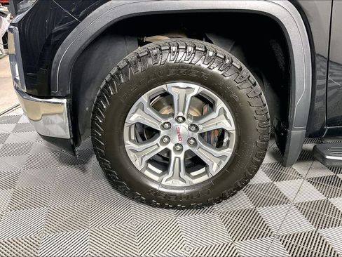 Used 2019 GMC Sierra 1500 SLT AWD/4WD image 12