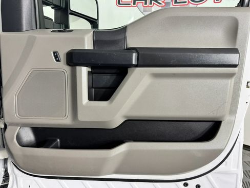 Used 2022 Ford F350 XL w/ STX Appearance Package AWD/4WD image 36