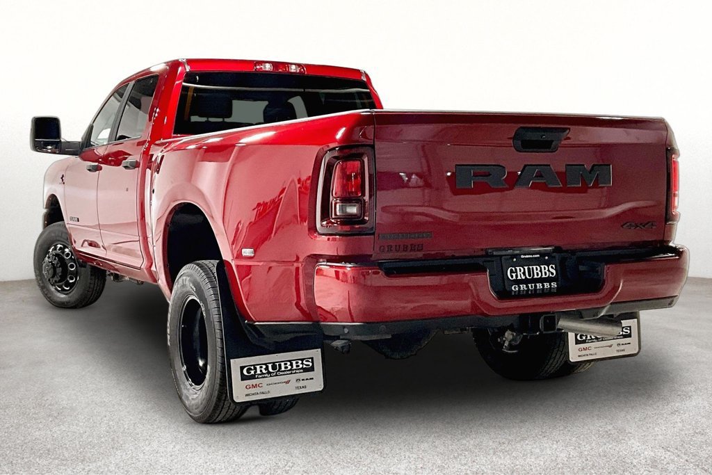 New 2026 RAM 3500 Big Horn AWD/4WD image 4