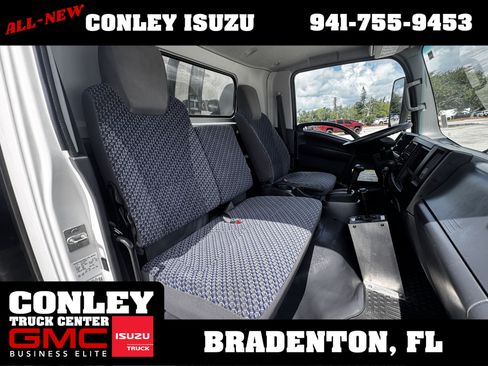 Used 2023 Isuzu NPR RWD image 20