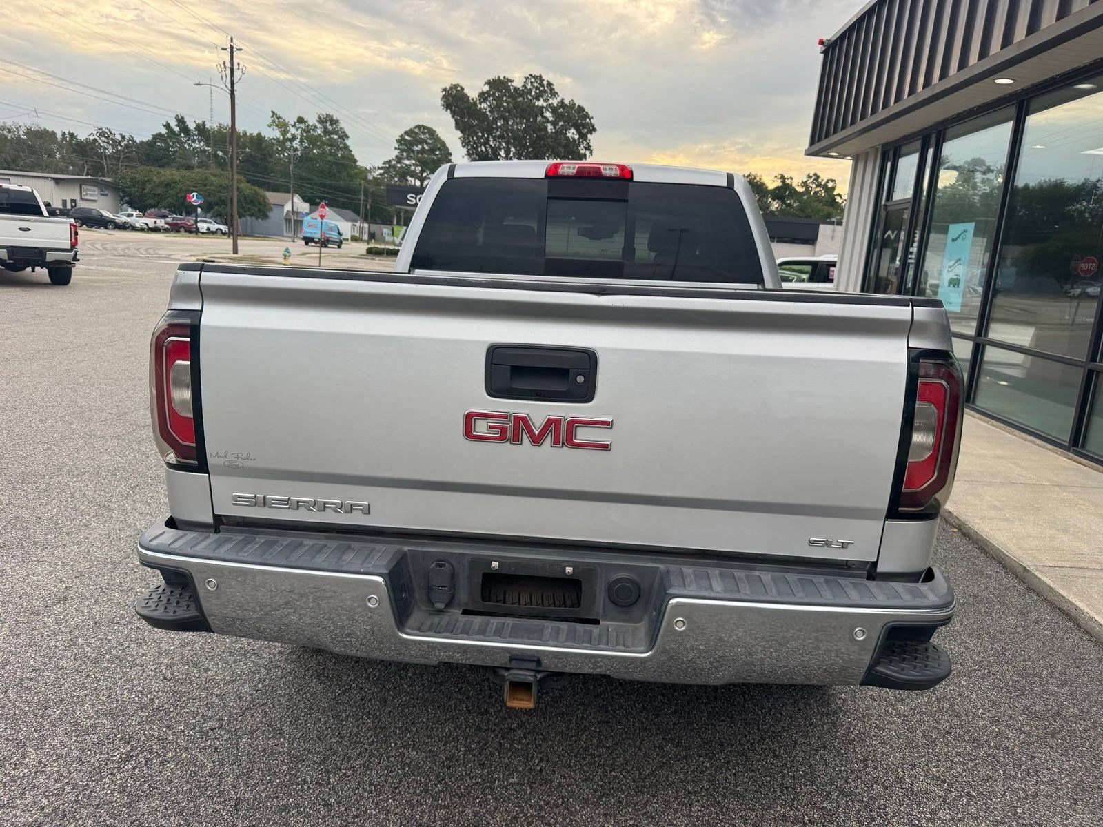 Used 2018 GMC Sierra 1500 SLT AWD/4WD image 12
