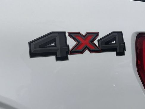 Certified 2022 Ford F150 Lariat w/ Equipment Group 501A Mid AWD/4WD image 12