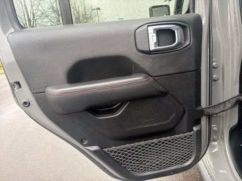 Used 2021 Jeep Gladiator Rubicon w/ Uconnect 4C Nav & Sound Group image 20