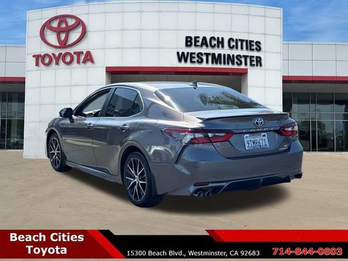 Certified 2024 Toyota Camry SE FWD image 8