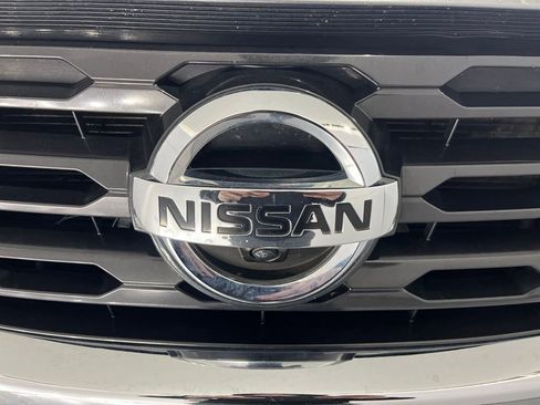 Used 2018 Nissan Pathfinder Platinum image 36