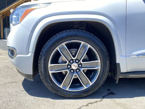 Used 2017 GMC Acadia Denali w/ Technology Package AWD/4WD image 11