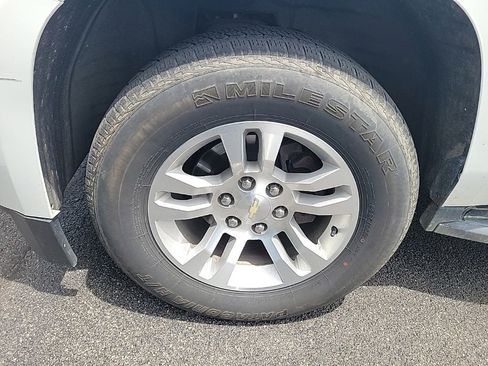 Used 2018 Chevrolet Tahoe LT AWD/4WD image 10