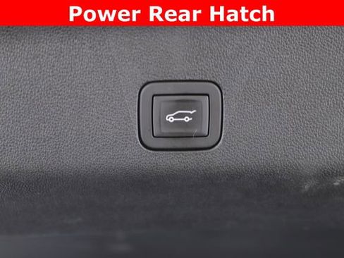 Used 2025 Cadillac Escalade ESV Sport w/ Touring Package image 33