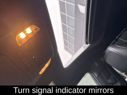 Used 2022 Toyota Highlander XSE image 14