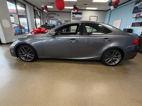 Used 2020 Lexus IS 350 F Sport image 7