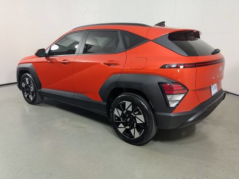 Certified 2024 Hyundai Kona SEL w/ Convenience Package FWD image 6