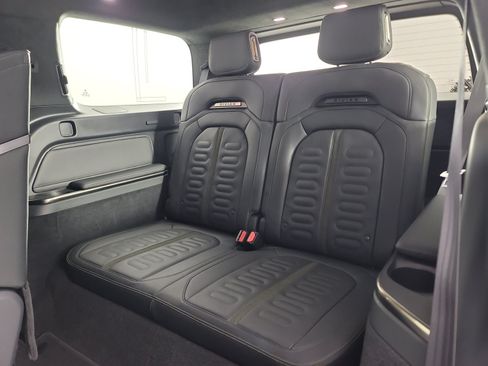 Used 2022 Rivian R1S Launch Edition AWD/4WD image 22