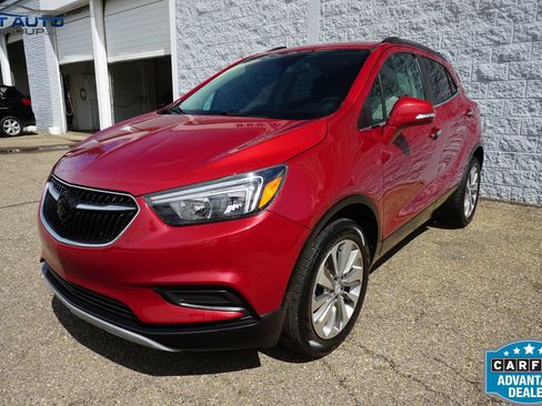 Used 2019 Buick Encore Preferred w/ Safety Package AWD/4WD image 3