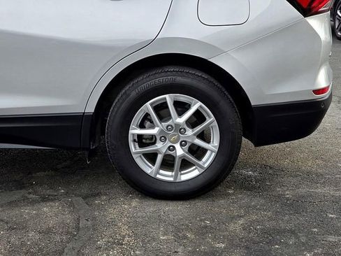 Used 2022 Chevrolet Equinox LT image 11