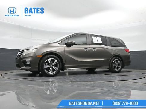 Used 2018 Honda Odyssey Touring image 52