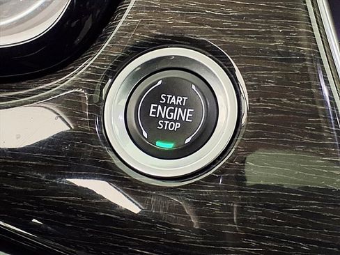 Used 2020 Cadillac XT6 Premium Luxury image 8