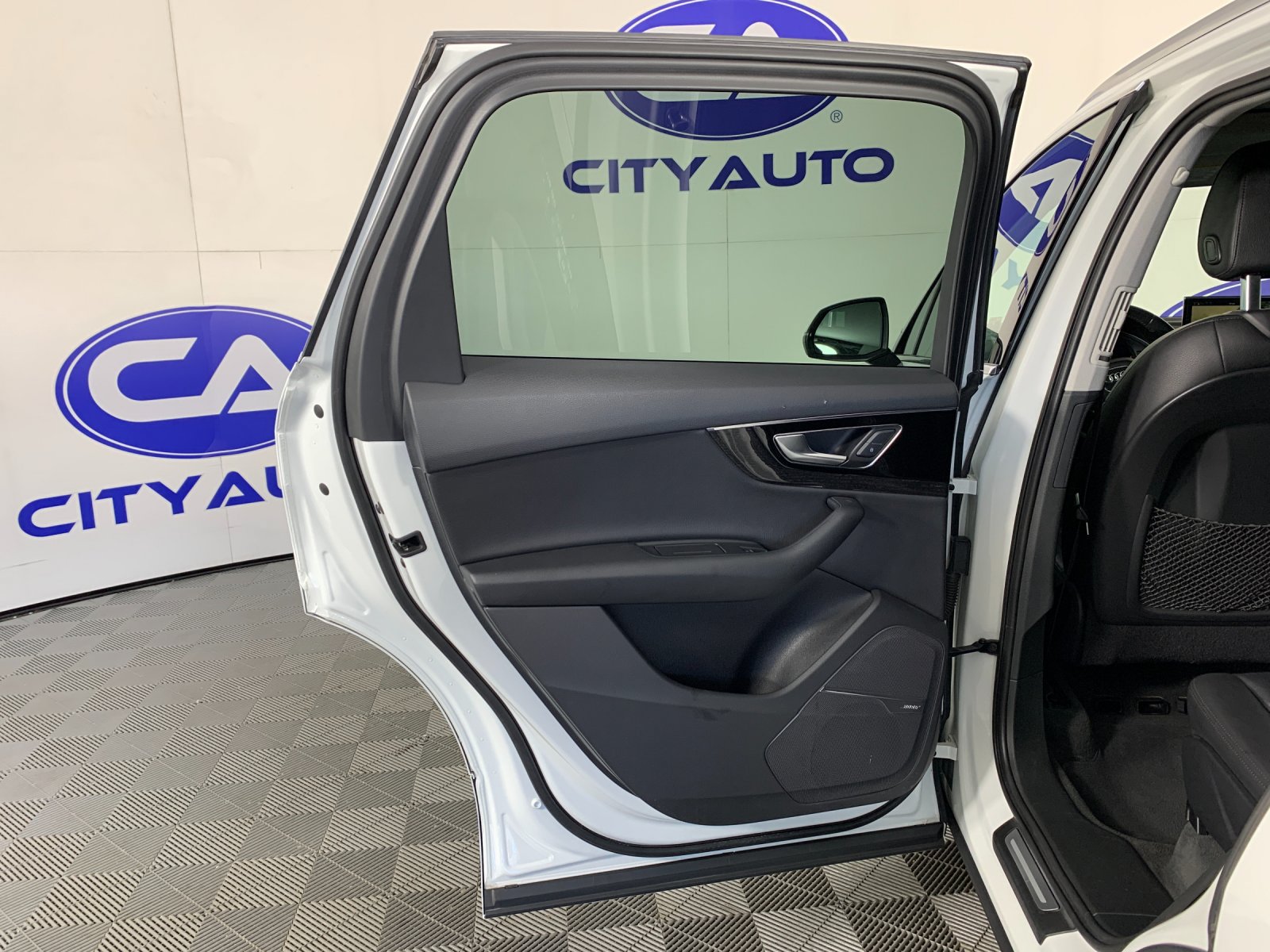 Used 2019 Audi Q7 3.0T Premium Plus AWD/4WD image 30