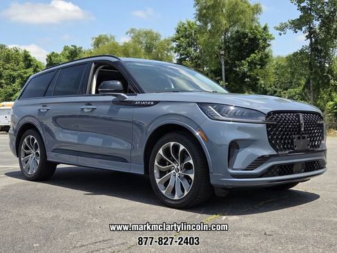 New 2026 Lincoln Aviator AWD image 7